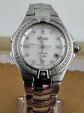 Vintage Seiko Coutura Classic Diamond with Mother of Pearl Face Women's Watch